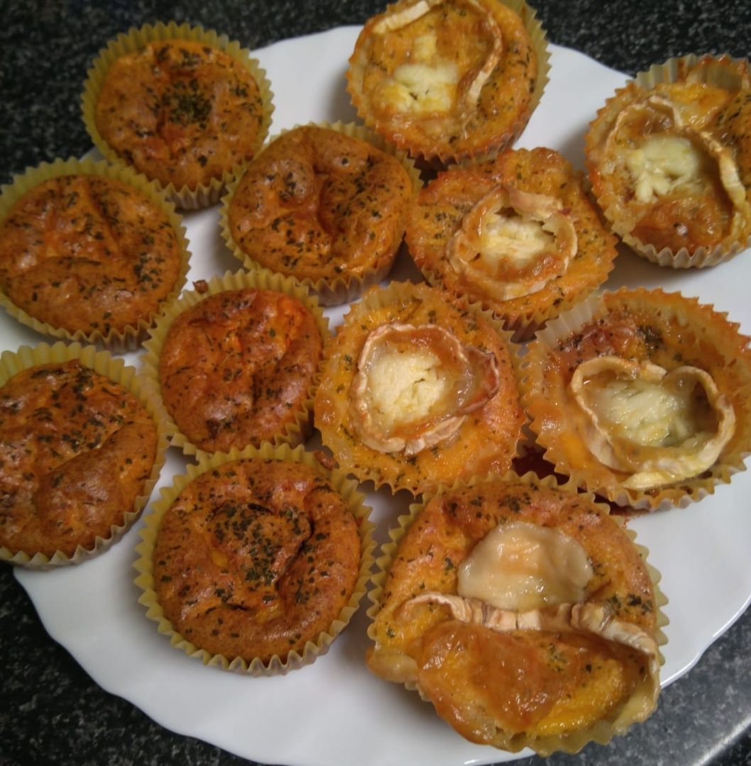 Muffins de zanahoria y queso Muffins de zanahoria y queso