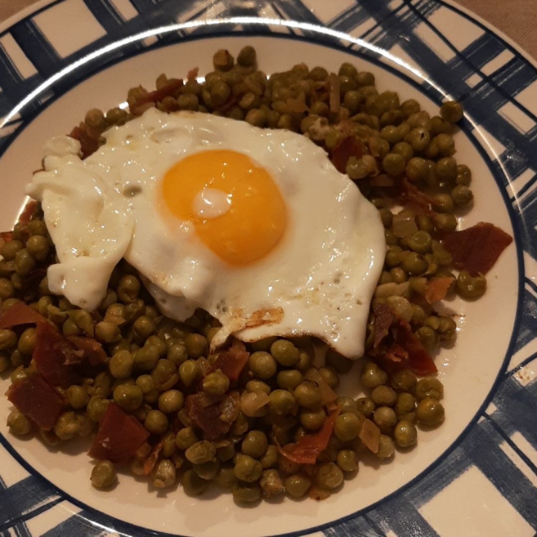 ⚡GUISANTES CON JAMÓN Y HUEVO⚡ ⚡GUISANTES CON JAMÓN Y HUEVO⚡