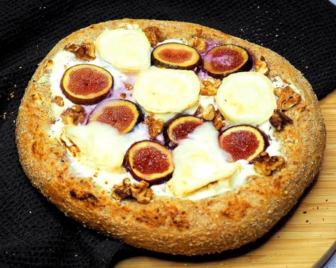 PIZZA DE HIGOS Y QUESO DE CABRA Paso 1 PIZZA DE HIGOS Y QUESO DE CABRA Paso 1
