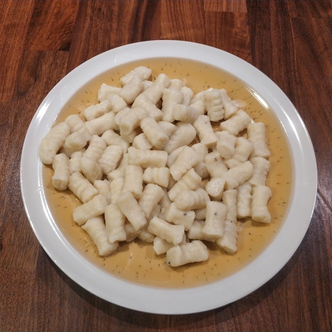 Gnocchi con champiñones, cebolla y queso Paso 5