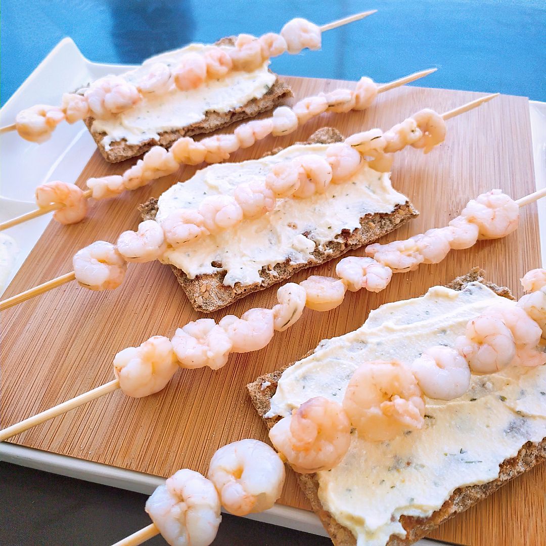 Pincho de gambas con alioli Pincho de gambas con alioli