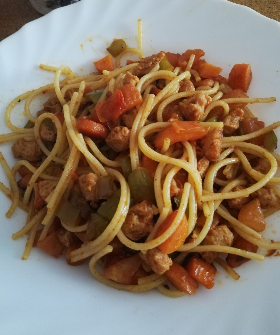 Spaghetti con verduritas y soja