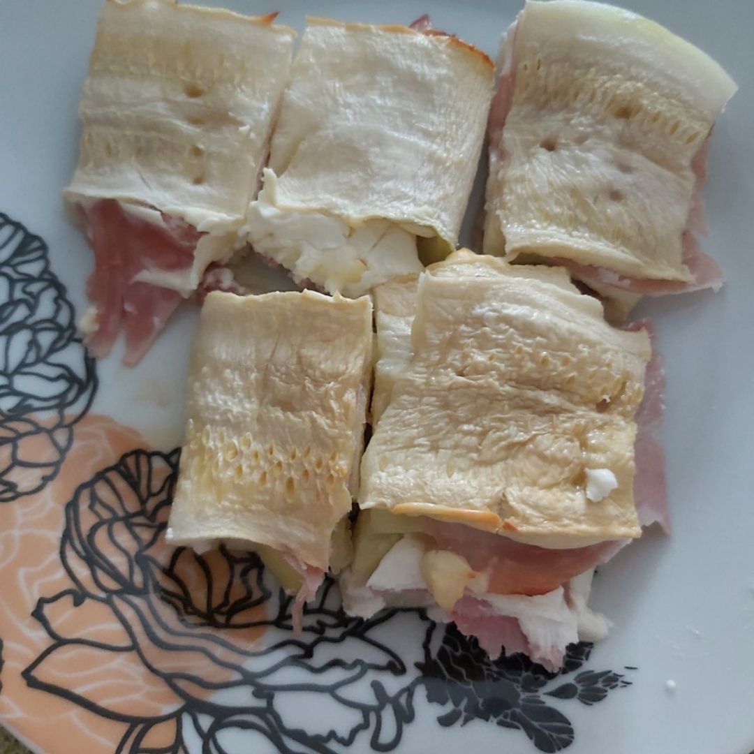 Montaditos de calabacin y queso crema Montaditos de calabacin y queso crema