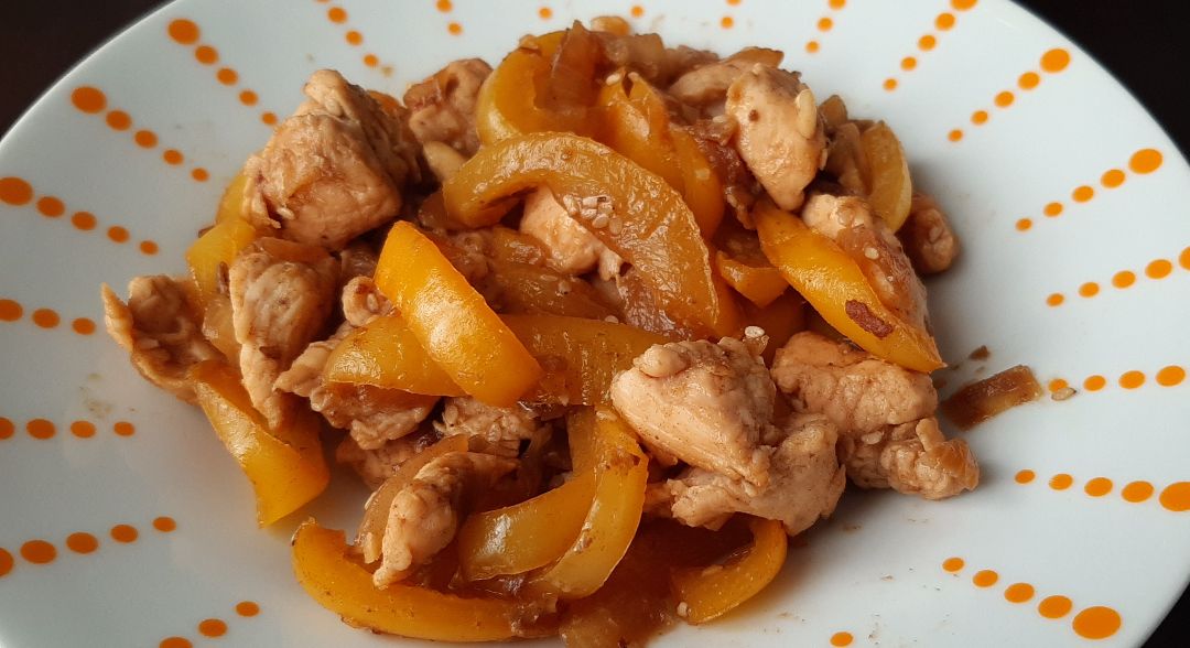 Solomillo de pavo con salsa de soja y anacardos Solomillo de pavo con salsa de soja y anacardos