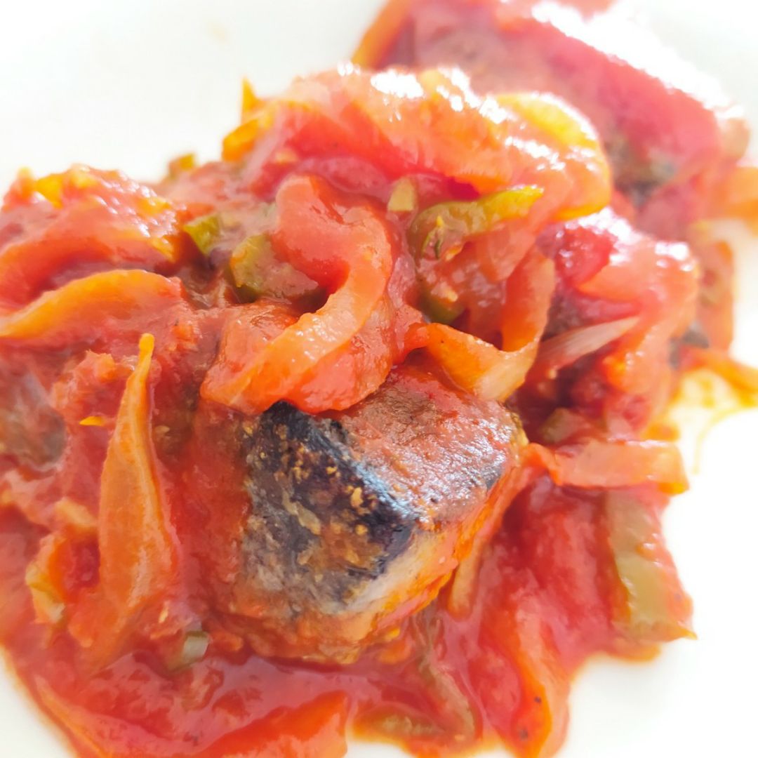 Bonito en salsa de tomate