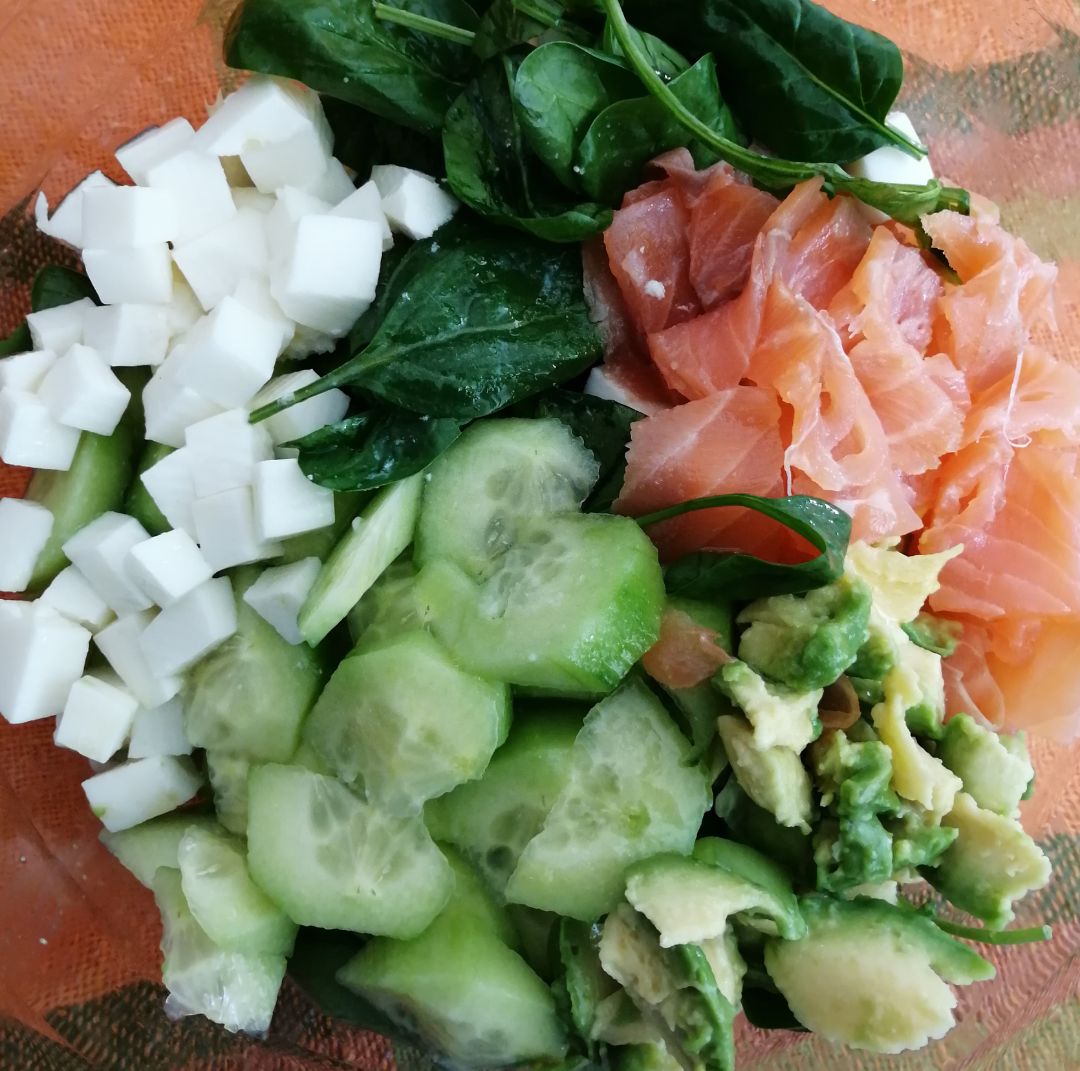 Ensalada de endibias con salmón ahumado