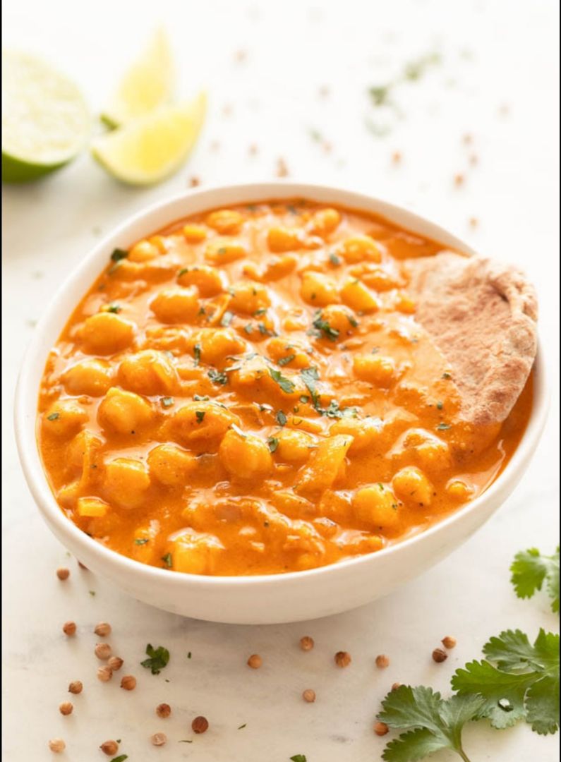 Garbanzos al curry cremoso🥬 Garbanzos al curry cremoso🥬