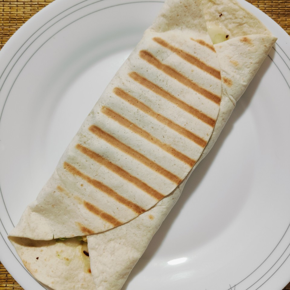 Wrap aguacate y huevo Paso 2 Wrap aguacate y huevo Paso 2