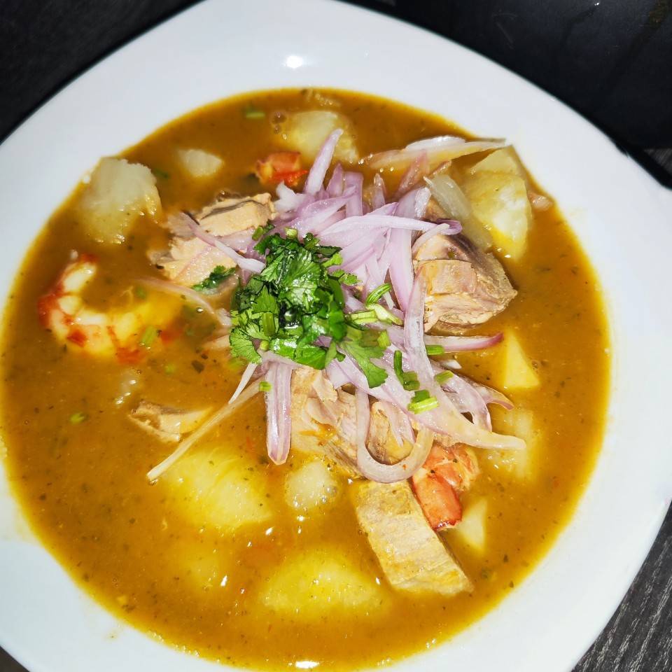 Encebollado ecuatoriano