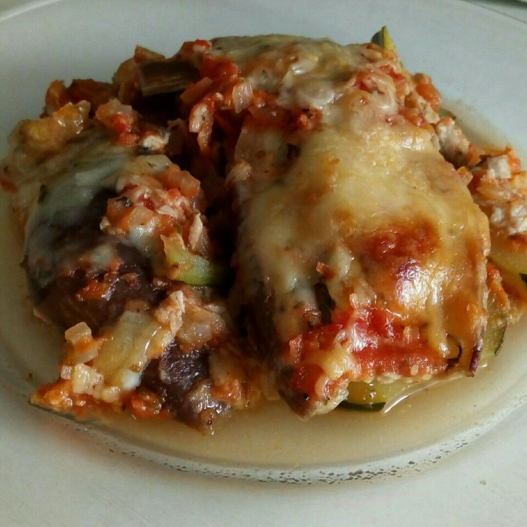 "Lasaña" de verduras con atún. "Lasaña" de verduras con atún.