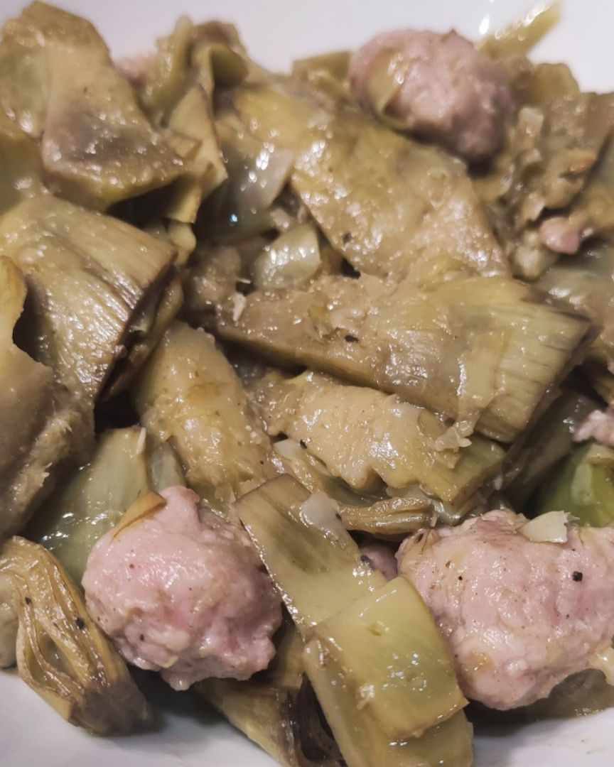 Alcachofas con longanizas de pollo Alcachofas con longanizas de pollo