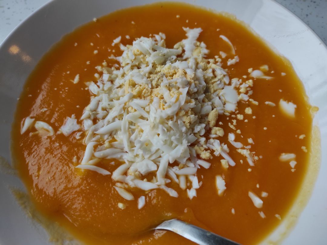 Crema de calabaza con huevo Crema de calabaza con huevo