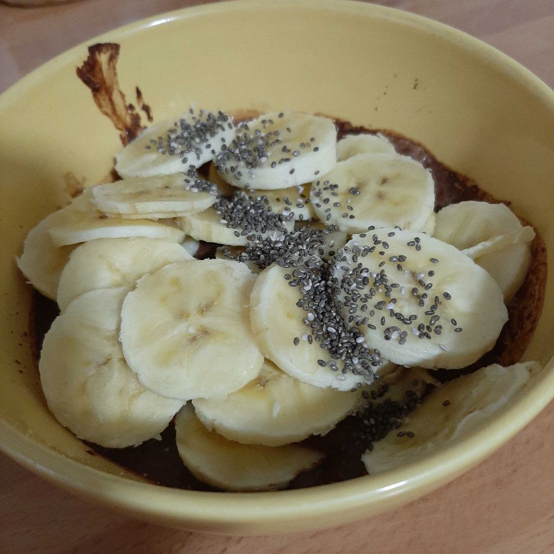 Bowl de platano, chía y avena