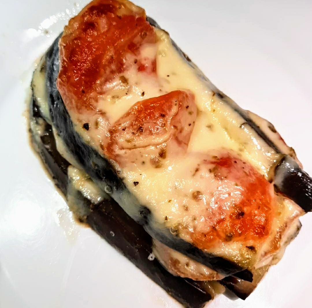 Berenjena con tomate natural  y mozzarella Paso 6