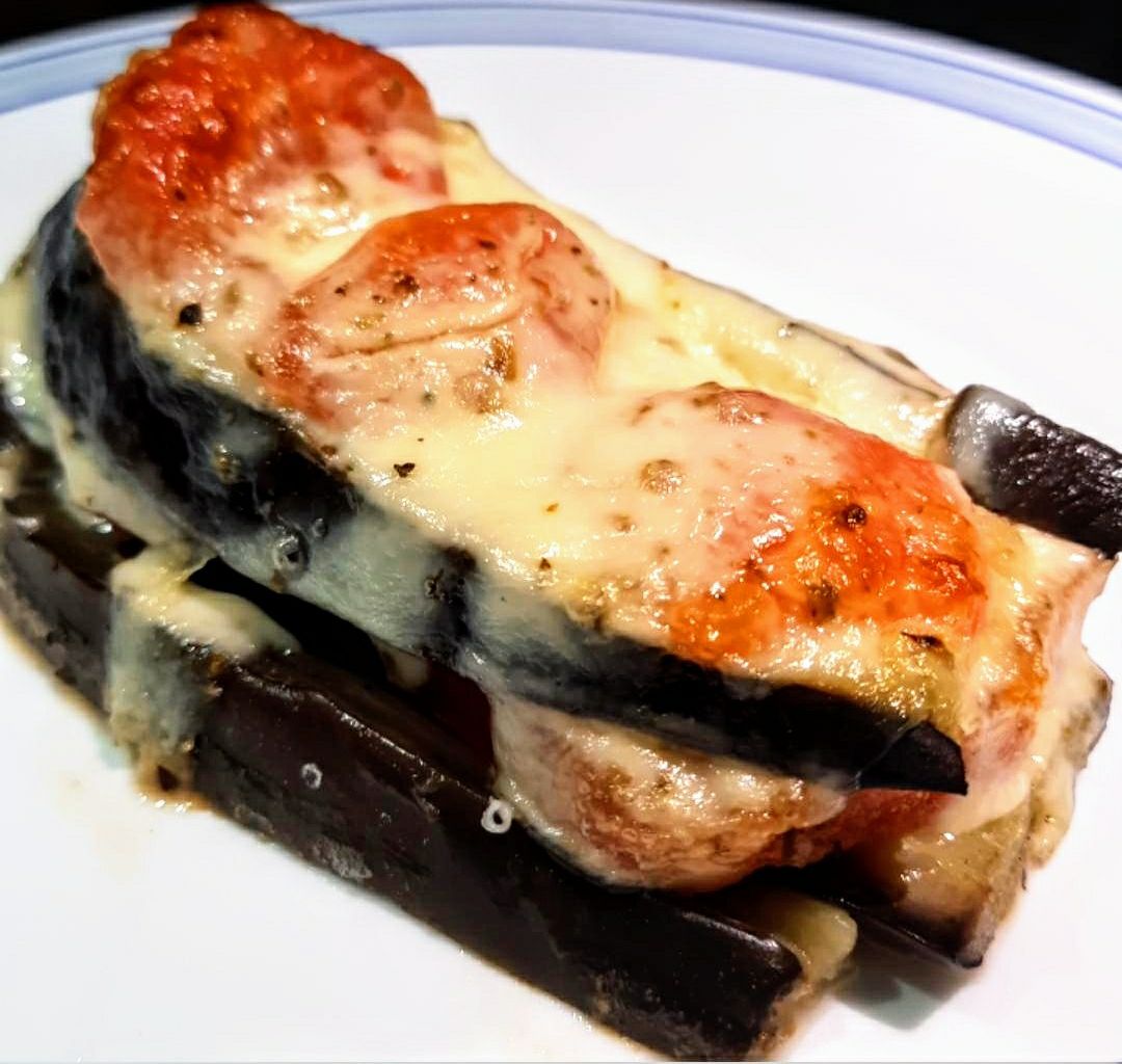 Berenjena con tomate natural  y mozzarella Paso 7