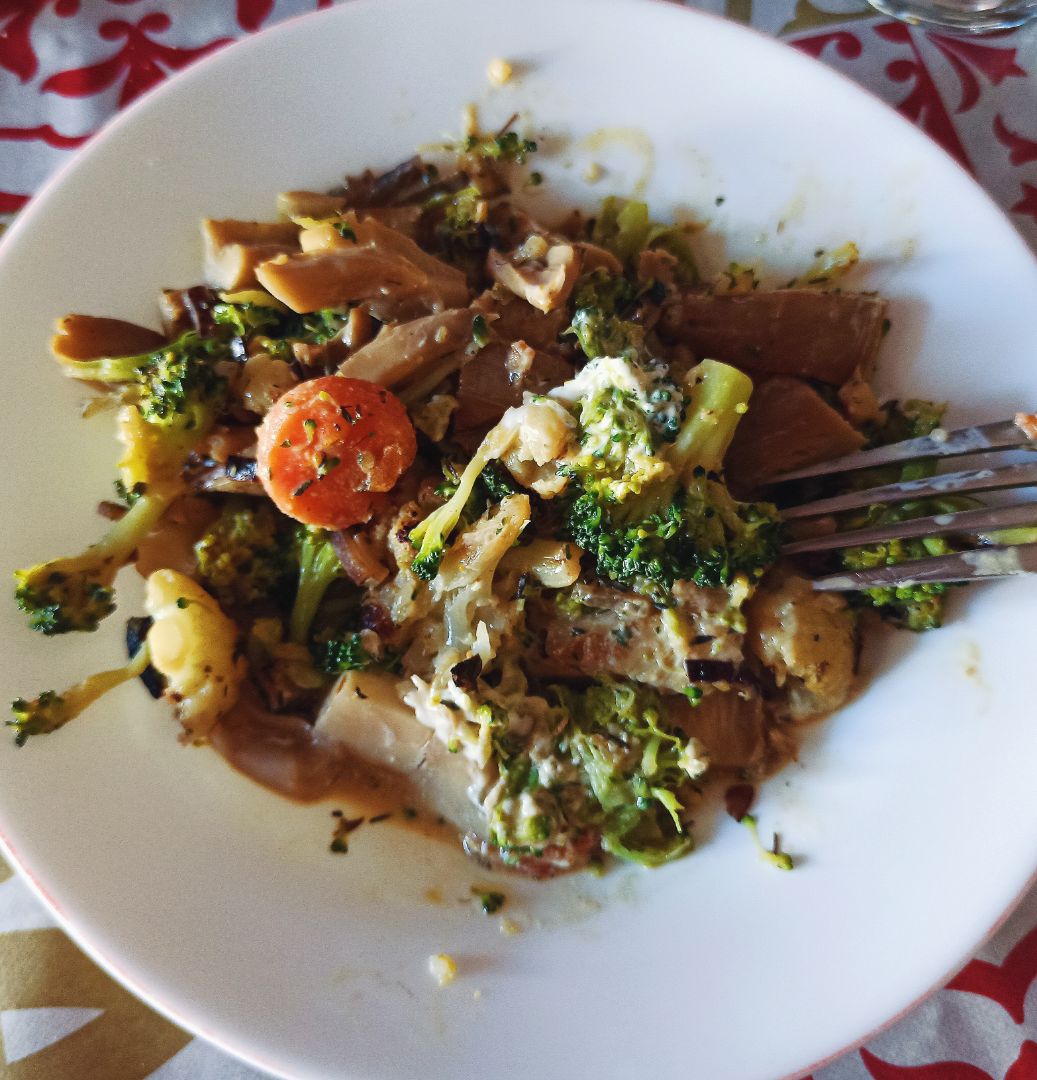 Salteado de verduras con queso de untar azul🥦🍄🥦 Paso 1 Salteado de verduras con queso de untar azul🥦🍄🥦 Paso 1