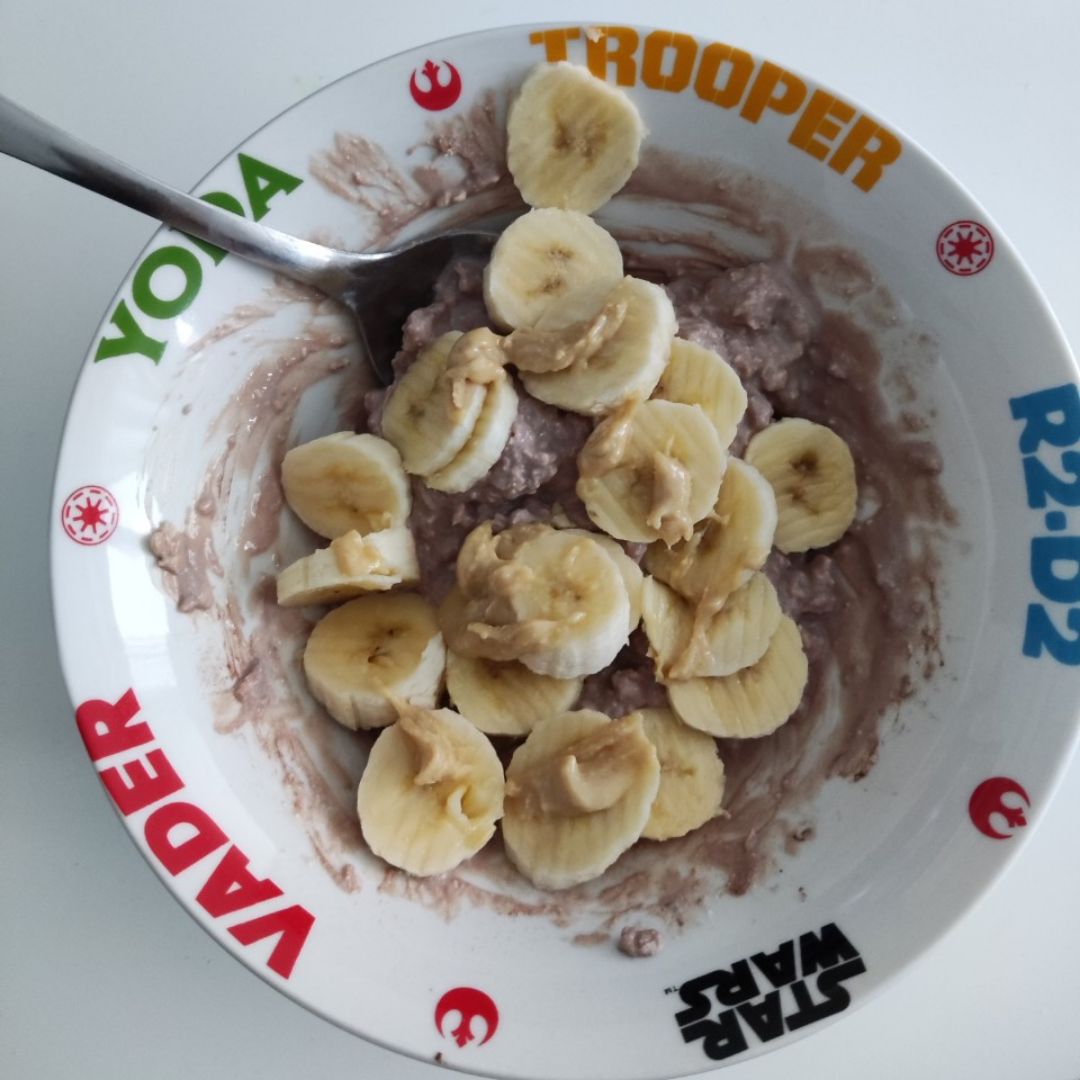 Prorridge de cacao, plátano y crema de cacahuete Prorridge de cacao, plátano y crema de cacahuete