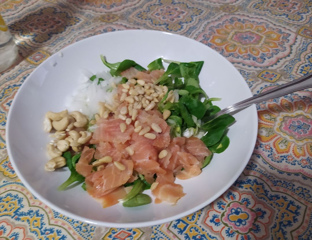 Ensalada de salmón. Ensalada de salmón.