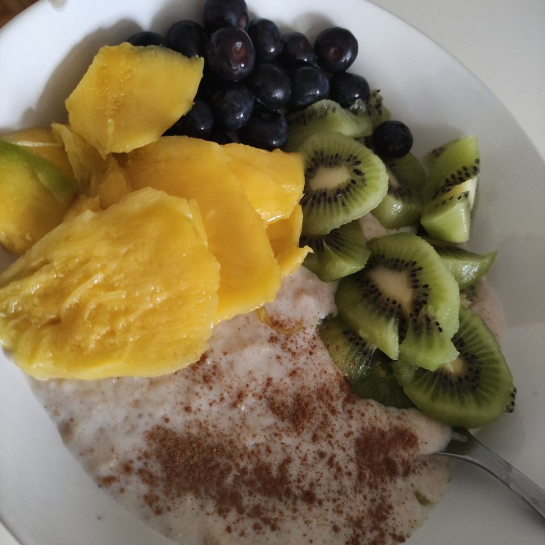 Gachas de avena con fruta