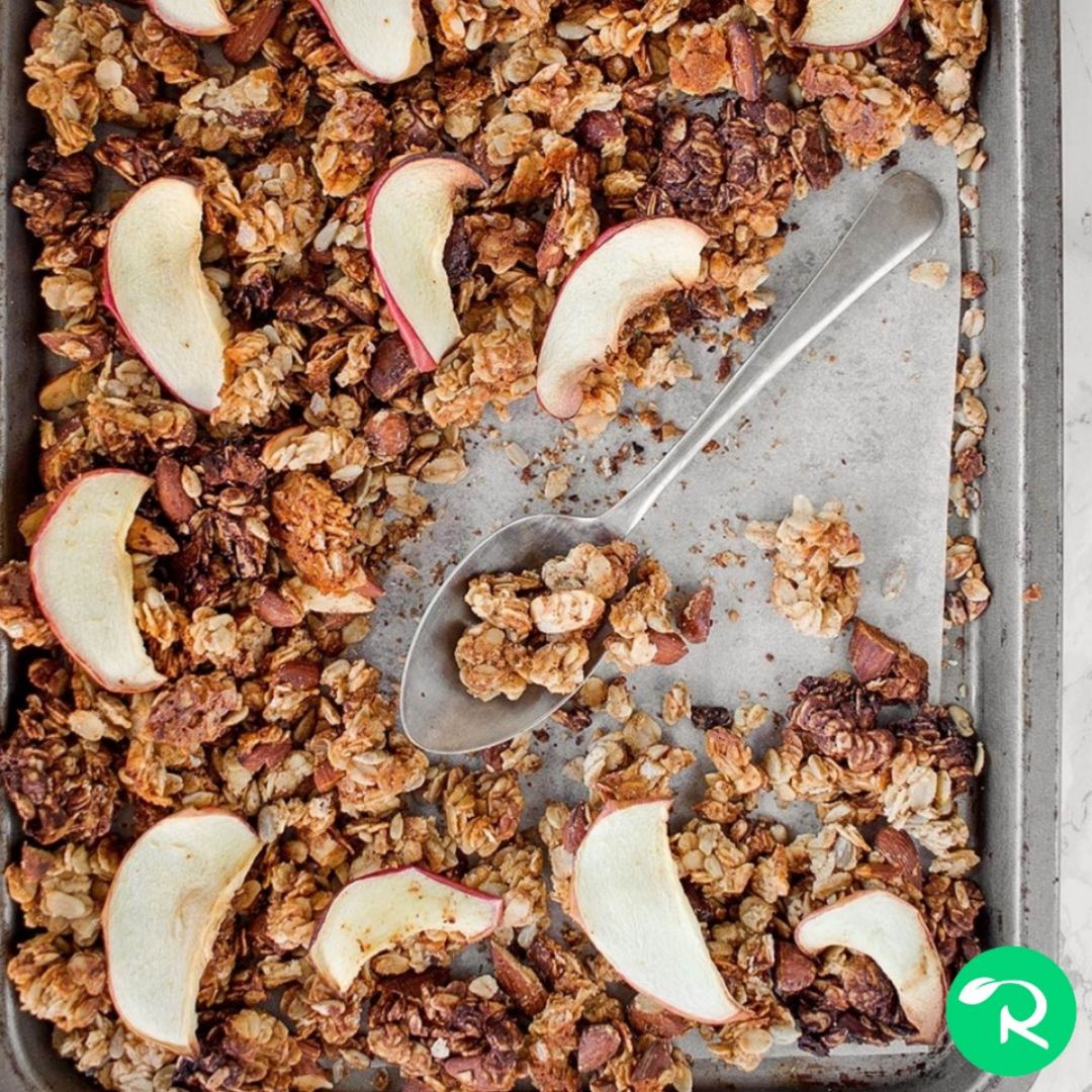 GRANOLA CON MANZANA 🍎 GRANOLA CON MANZANA 🍎