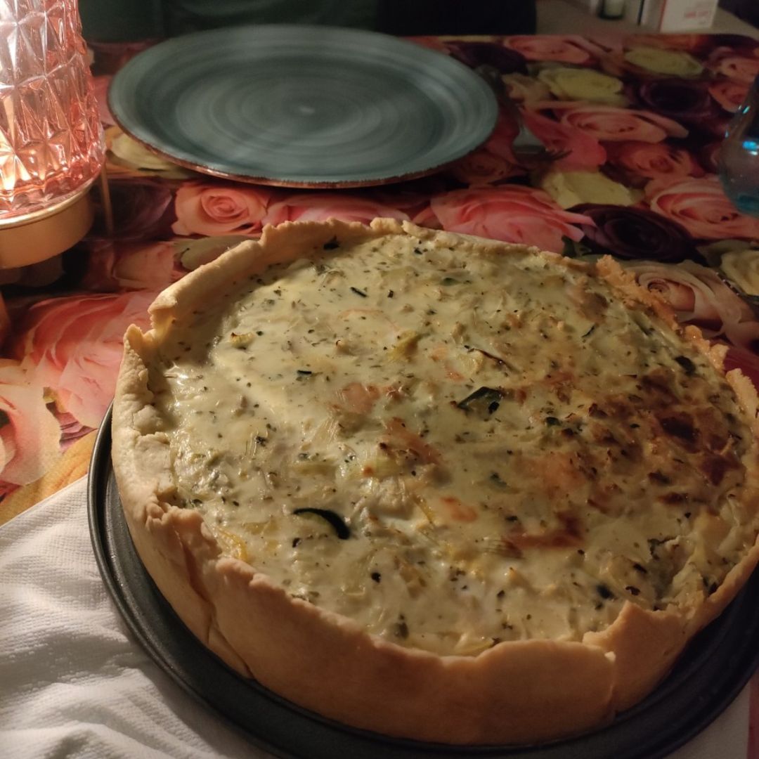 Quiche de salmón y verduras con masa quebrada de espelta. Quiche de salmón y verduras con masa quebrada de espelta.