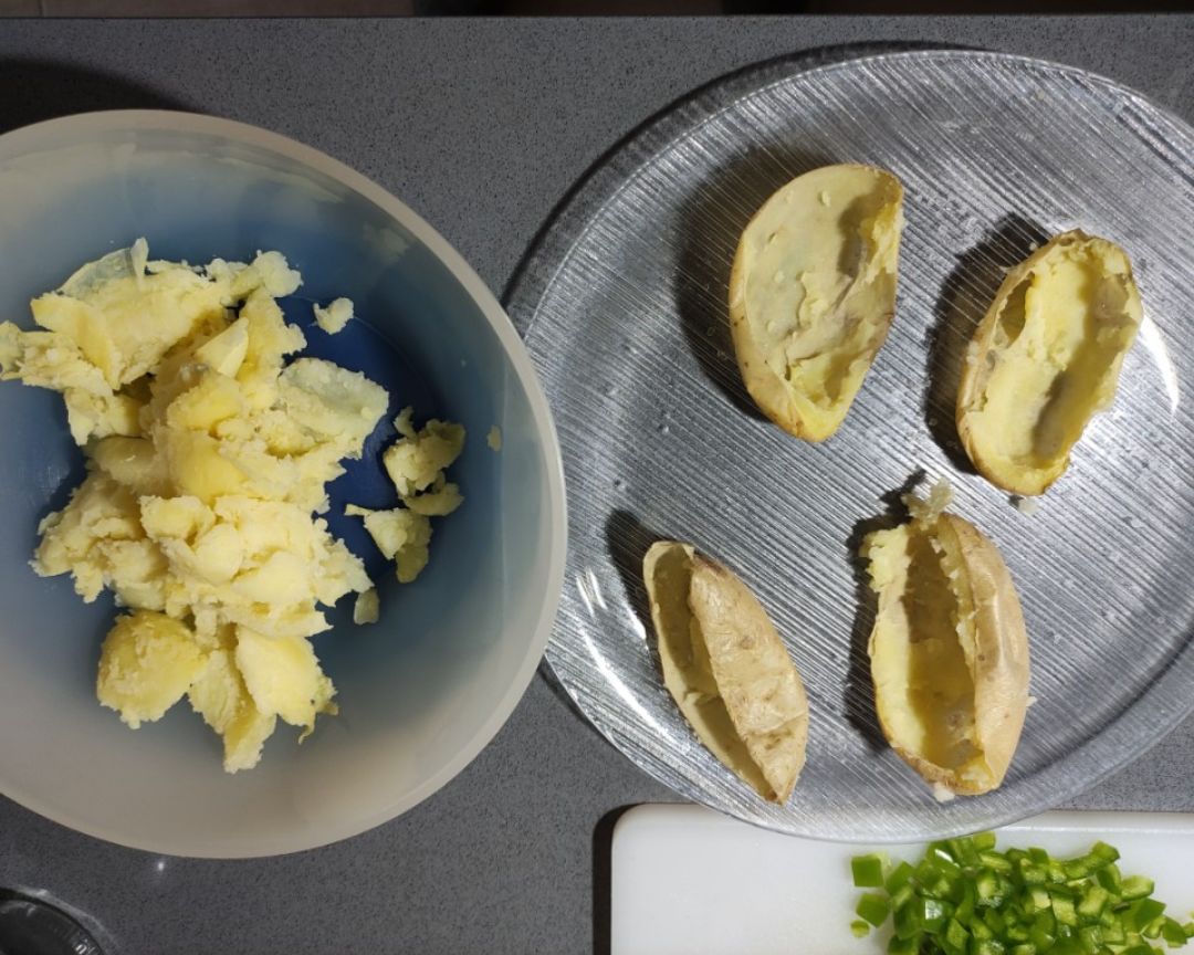 Patatas rellenas "gratinadas" Paso 2 Patatas rellenas "gratinadas" Paso 2