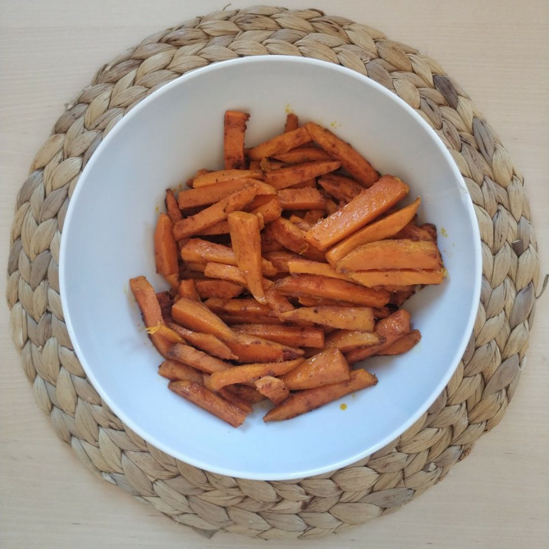 Batata dulce (versión de patatas fritas sana) Batata dulce (versión de patatas fritas sana)