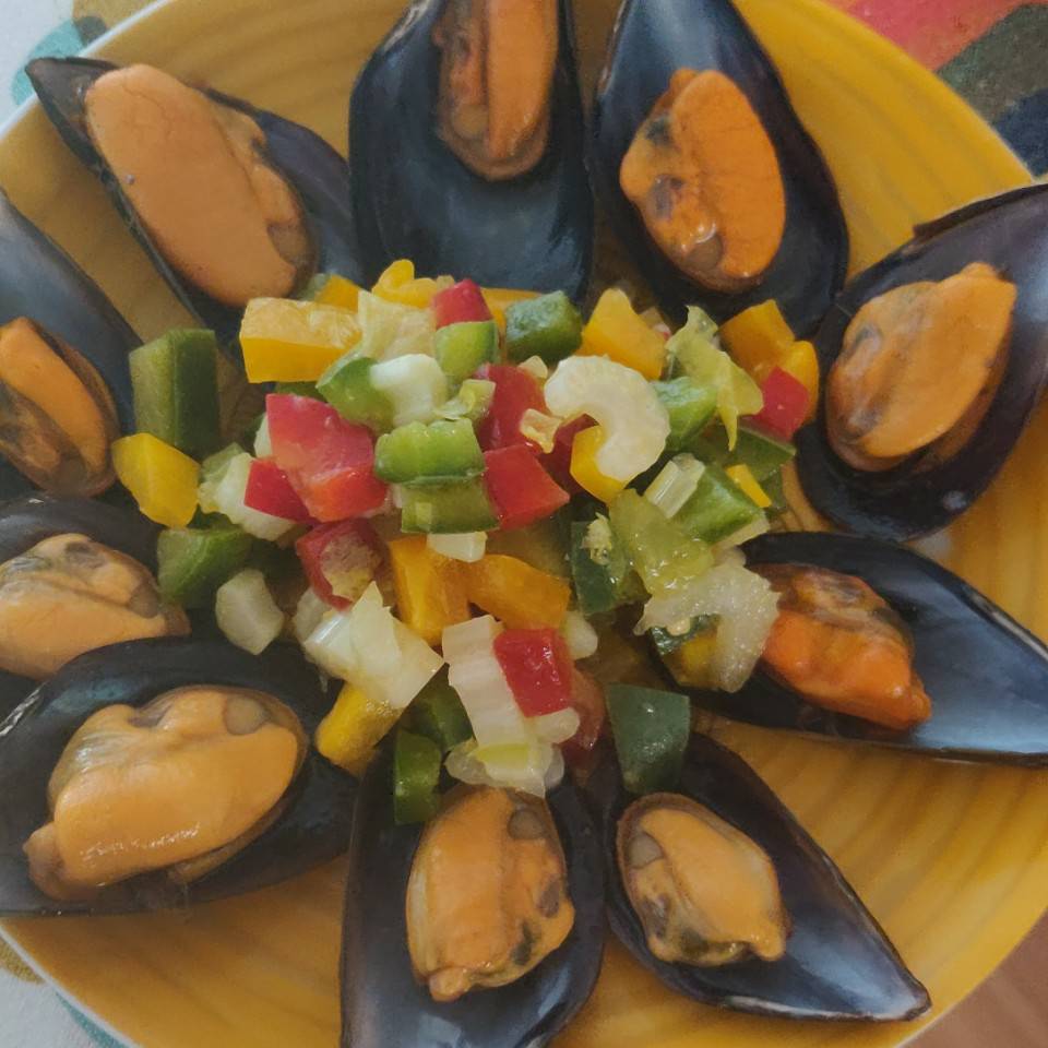 Salpicón de mejillones Salpicón de mejillones