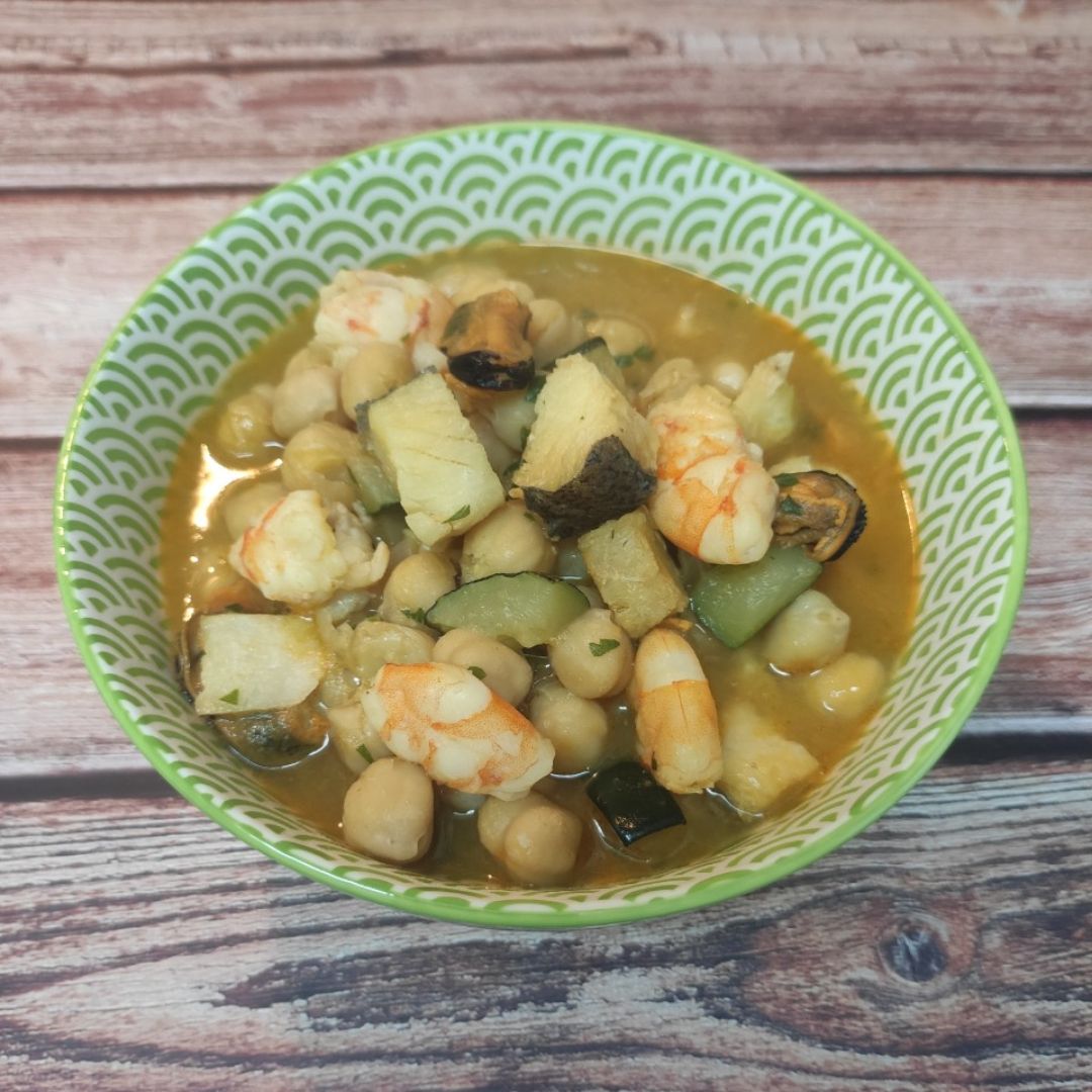 Garbanzos con marisco Garbanzos con marisco
