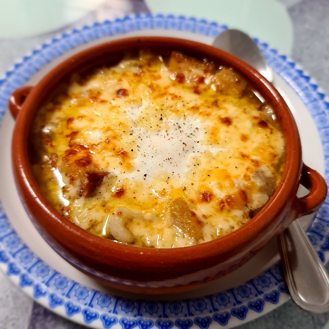 Sopa de cebolla Sopa de cebolla