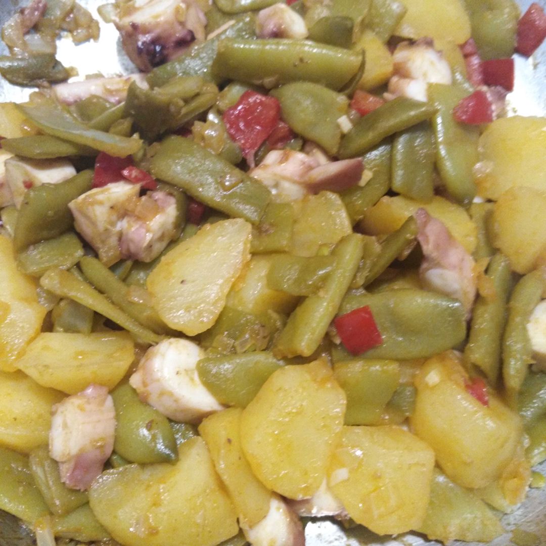 Judías verdes con pulpo o reco Judías verdes con pulpo o reco