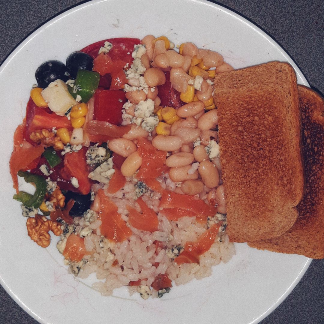 BOWL DE SALMÓN ARROZ Y ALUBIAS 🍅🥗🍽 BOWL DE SALMÓN ARROZ Y ALUBIAS 🍅🥗🍽