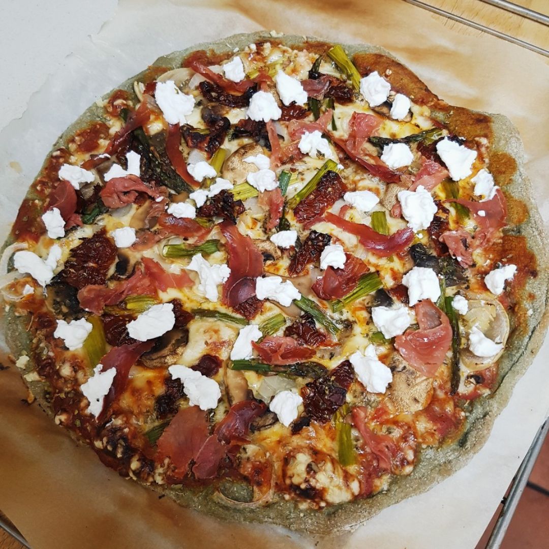 Pizza mediterránea Pizza mediterránea
