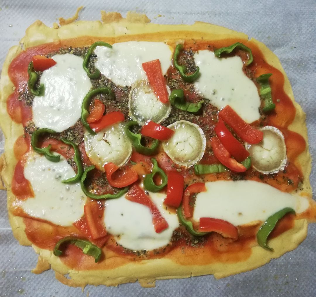 Pizza con harina de garbanzos Pizza con harina de garbanzos