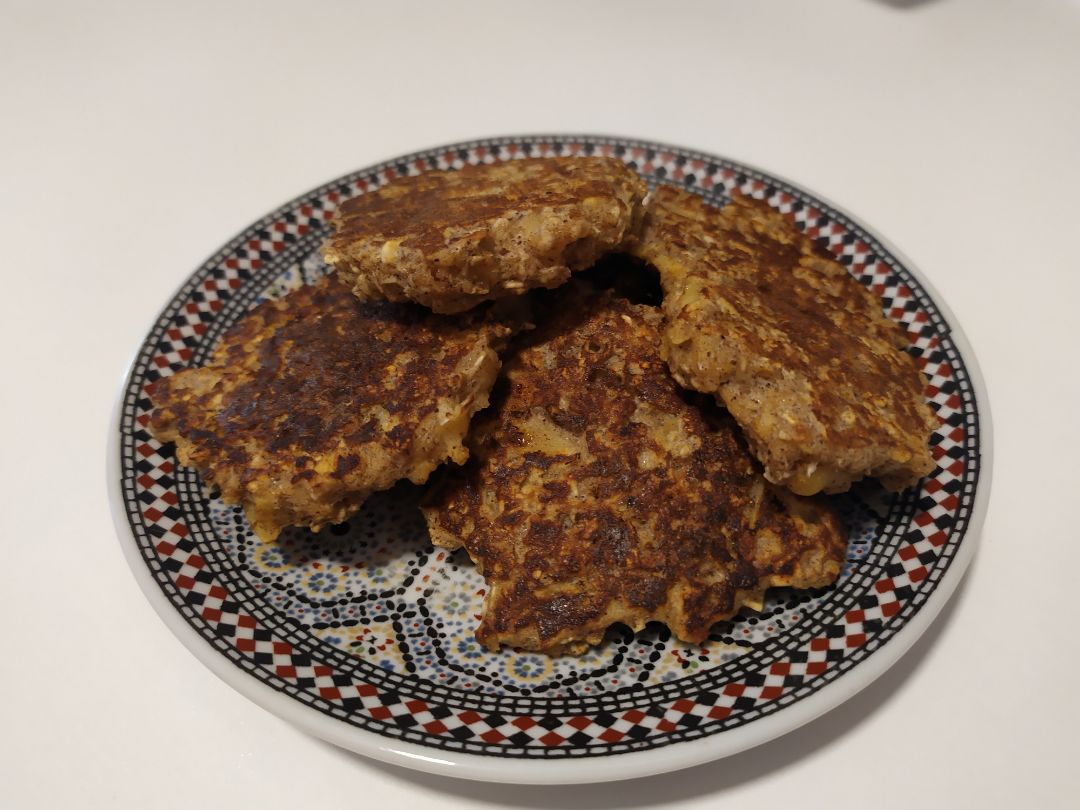 Mini tortitas de manzana y avena Mini tortitas de manzana y avena