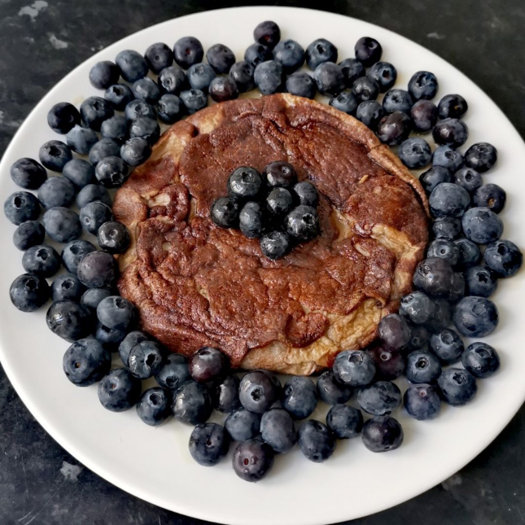 Tortilla francesa con canela y arándanos Tortilla francesa con canela y arándanos