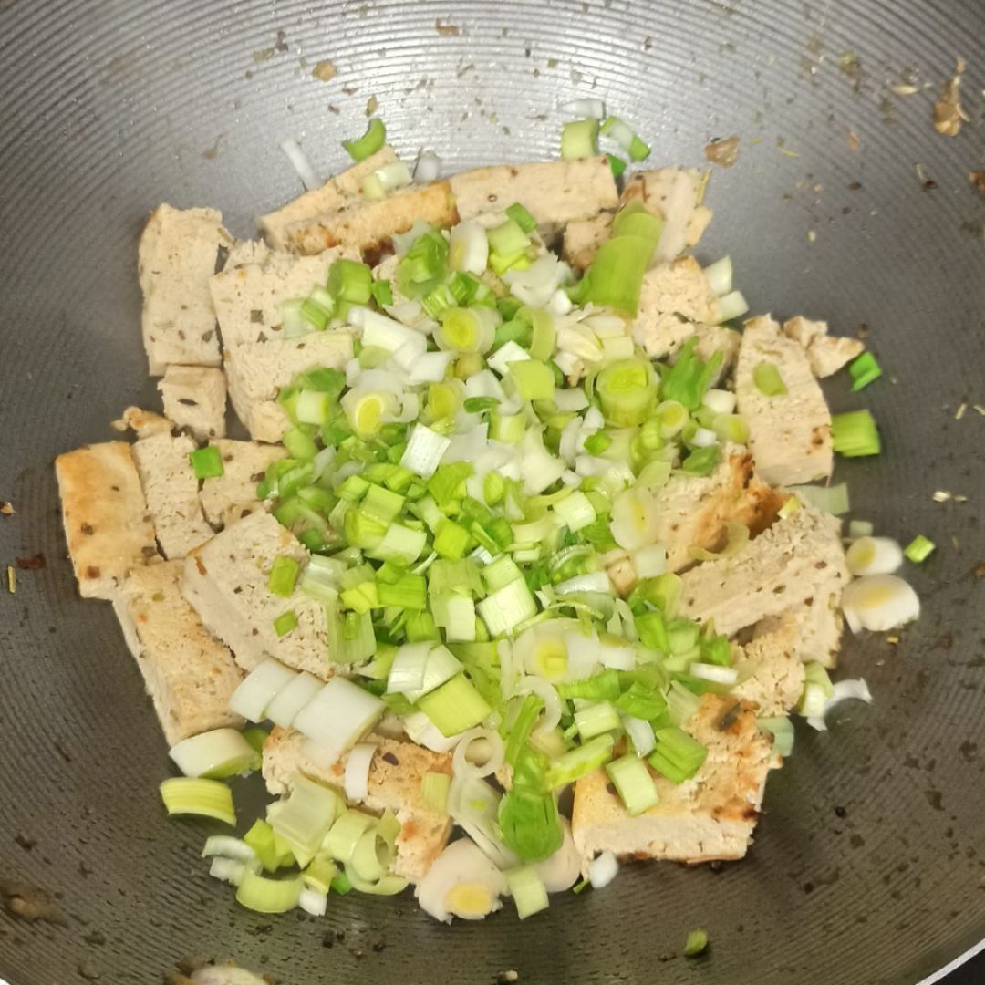 Tofu al ajo tierno Paso 1 Tofu al ajo tierno Paso 1