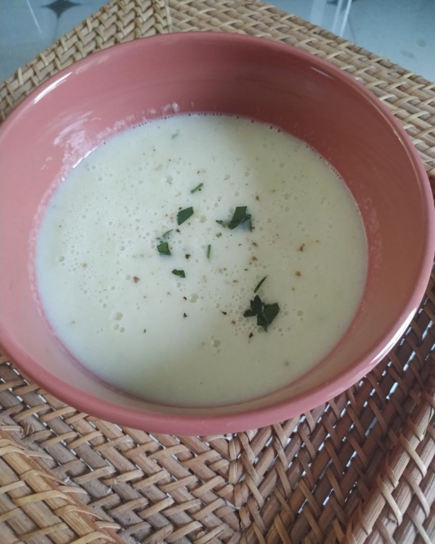 Sopa fría de melon y pepino