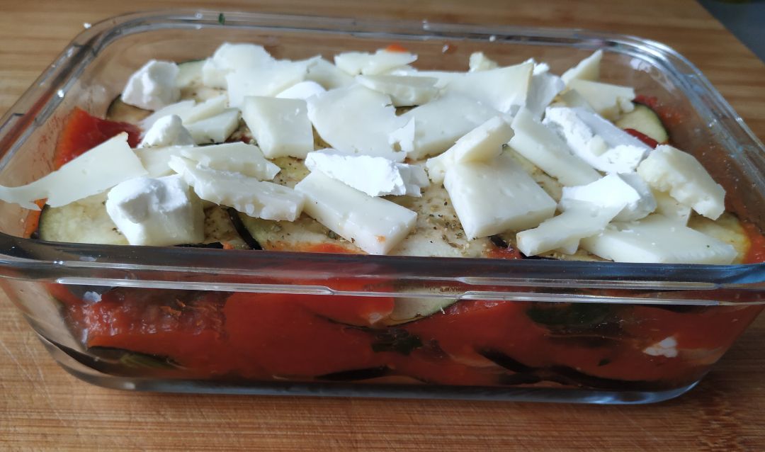 Lasaña de 🍆🥬🍅🧀 Paso 4 Lasaña de 🍆🥬🍅🧀 Paso 4