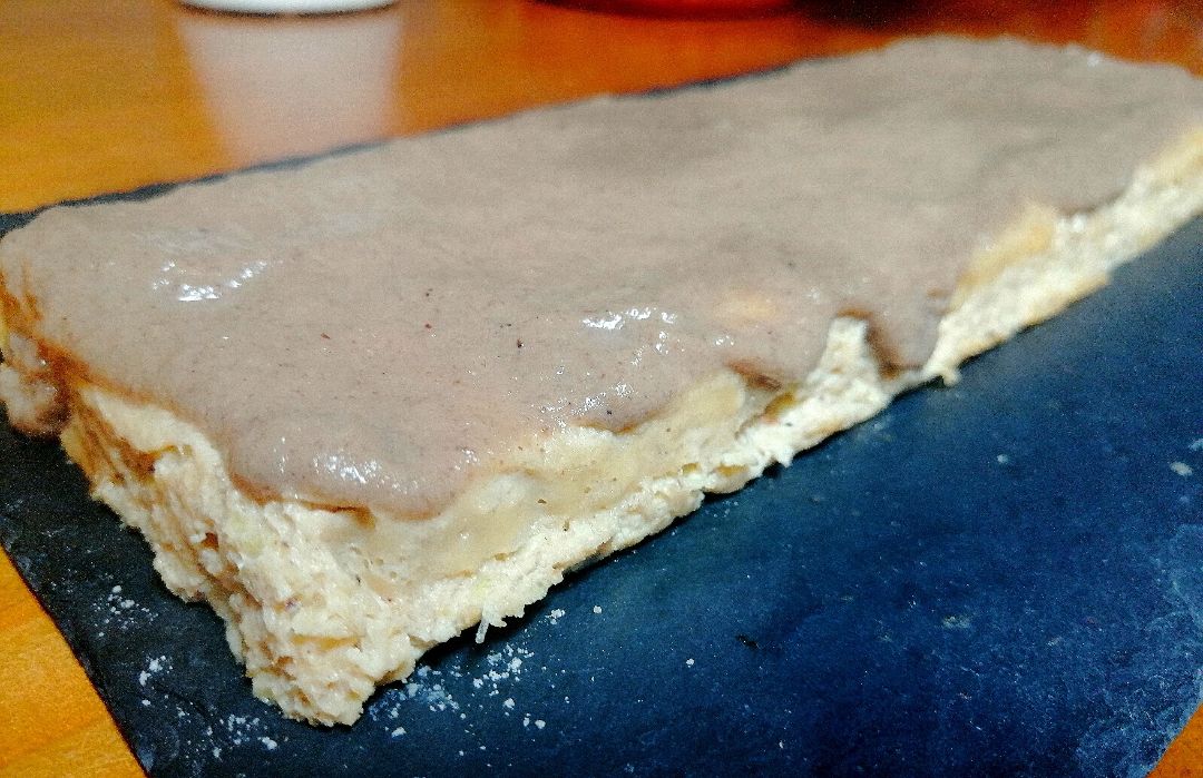 Pastel de puerros con crema de champiñones Pastel de puerros con crema de champiñones