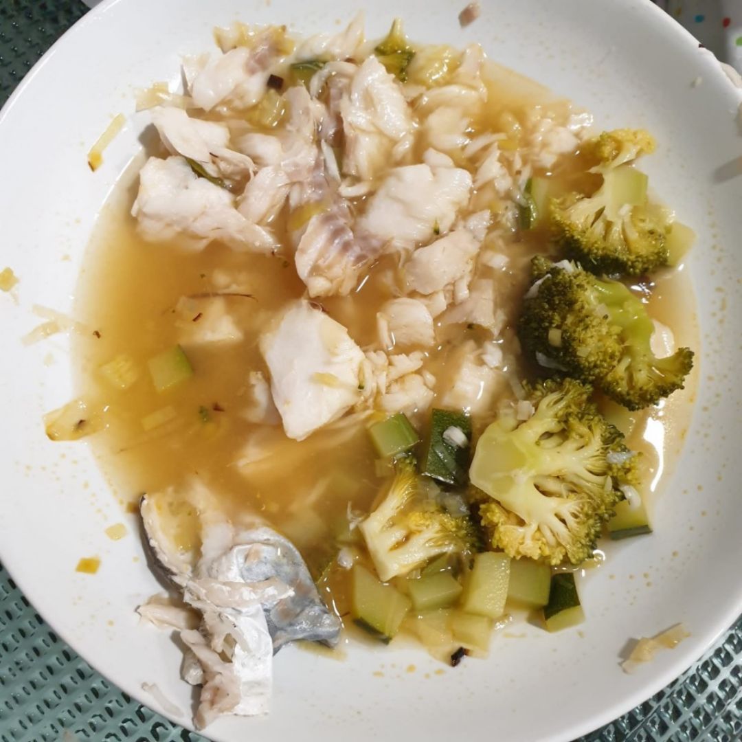 Sopa pescado y verduras Sopa pescado y verduras