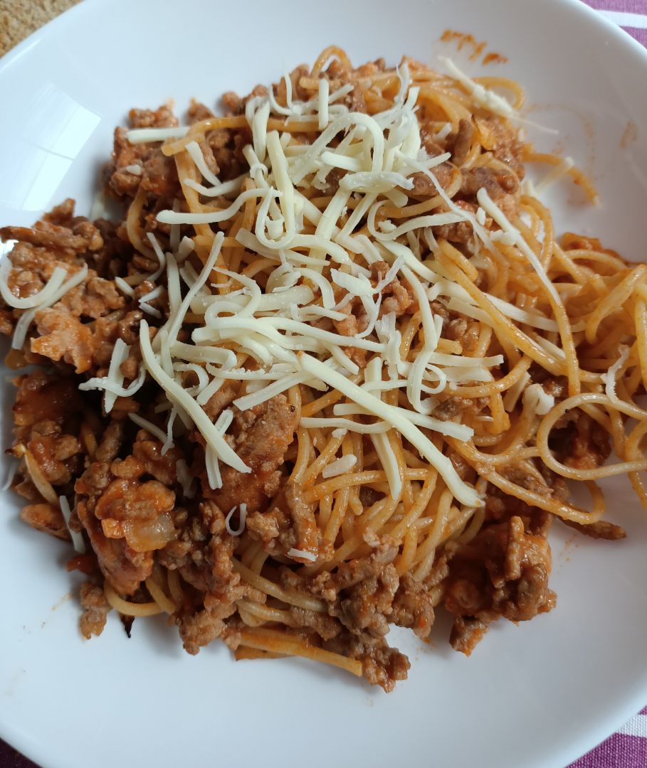 Pasta con carne