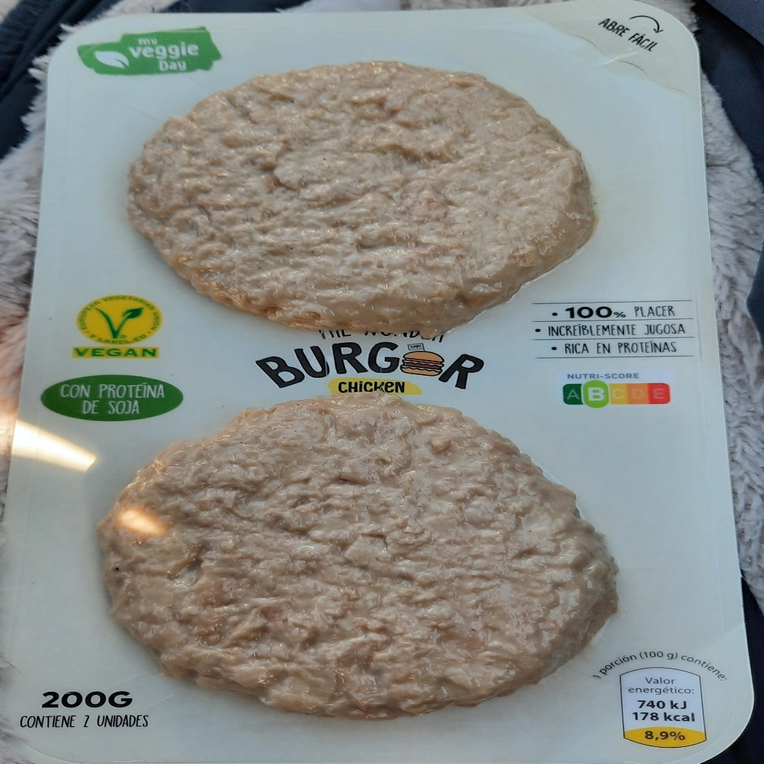 The wonder burguer (chicken) The wonder burguer (chicken)