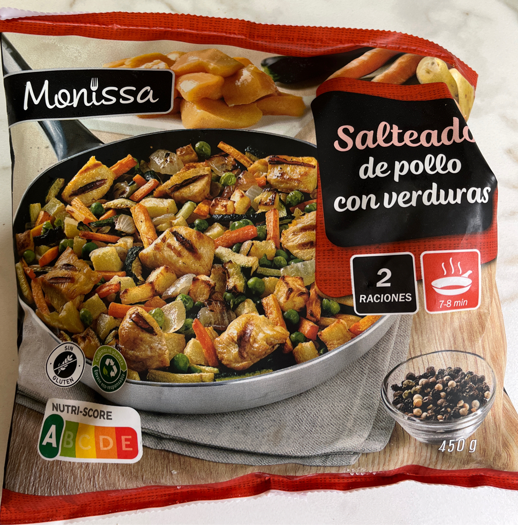 Salteado de pollo con verduras Salteado de pollo con verduras