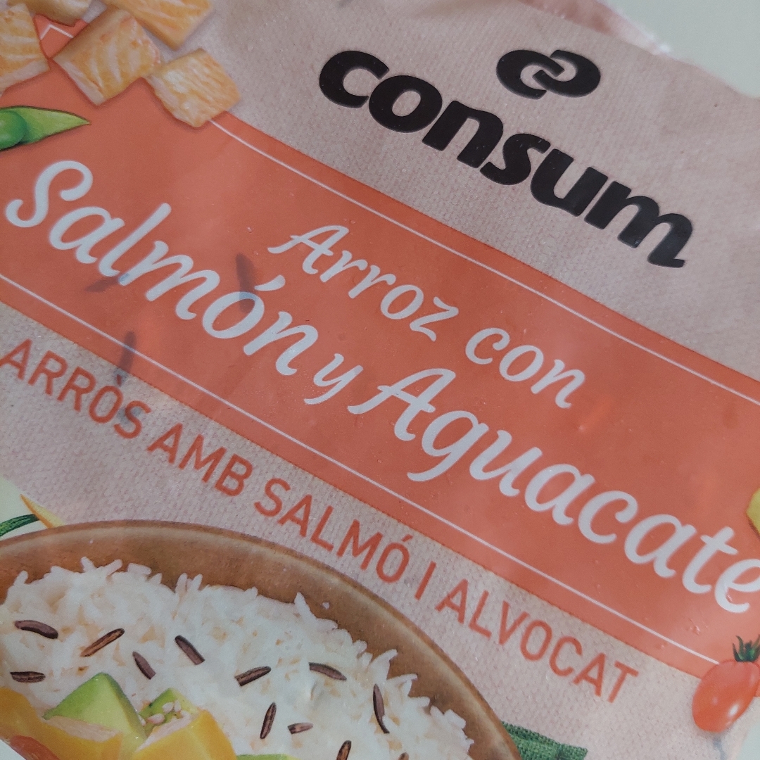 Arroz con salmón y aguacate Arroz con salmón y aguacate