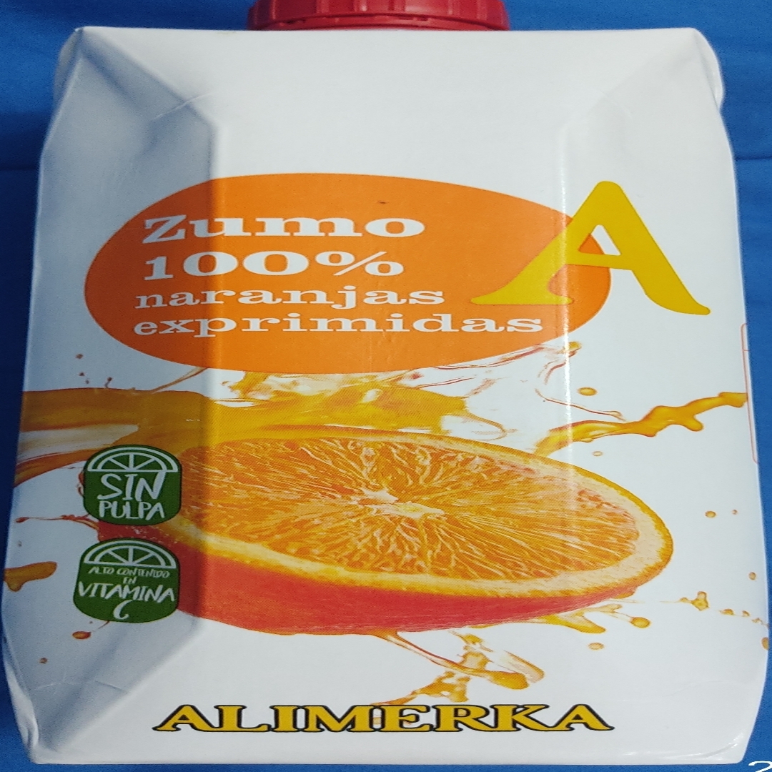Zumo 100% naranjas exprimidas Zumo 100% naranjas exprimidas