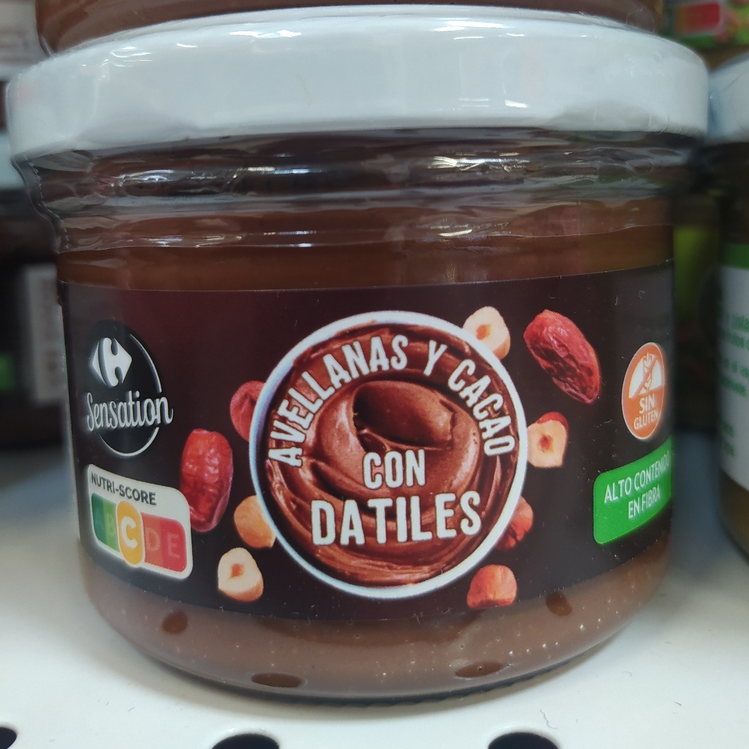 Avellanas y cacao con dátiles Avellanas y cacao con dátiles