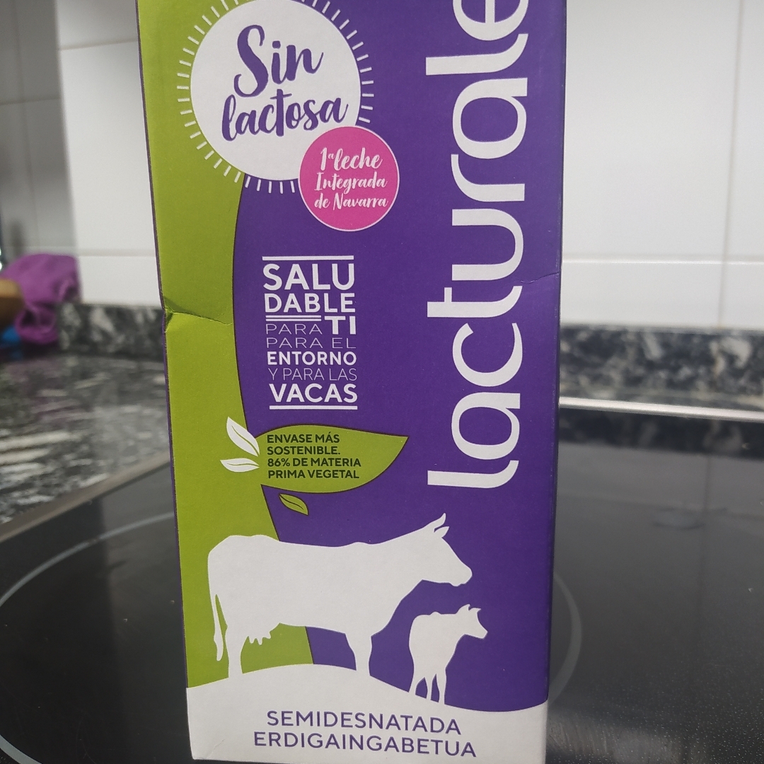 Leche semidesnatada sin lactosa Leche semidesnatada sin lactosa