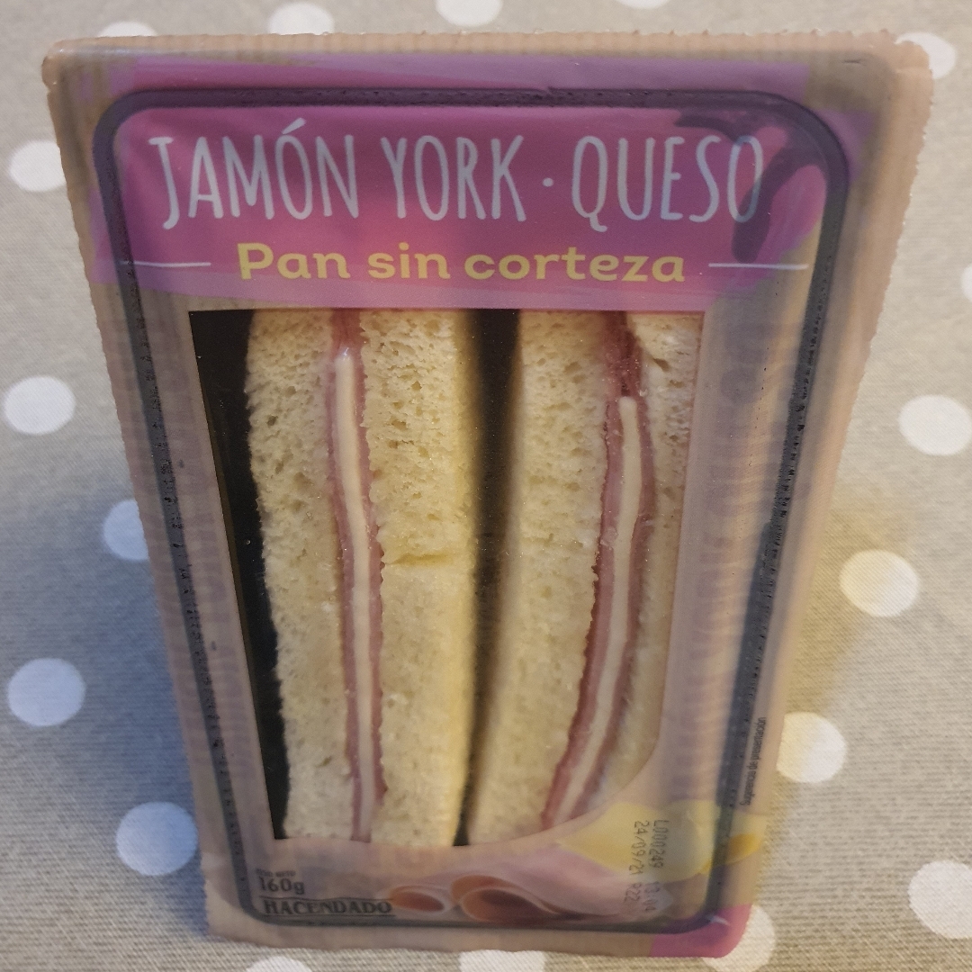 Sandwich jamon york y queso Sandwich jamon york y queso