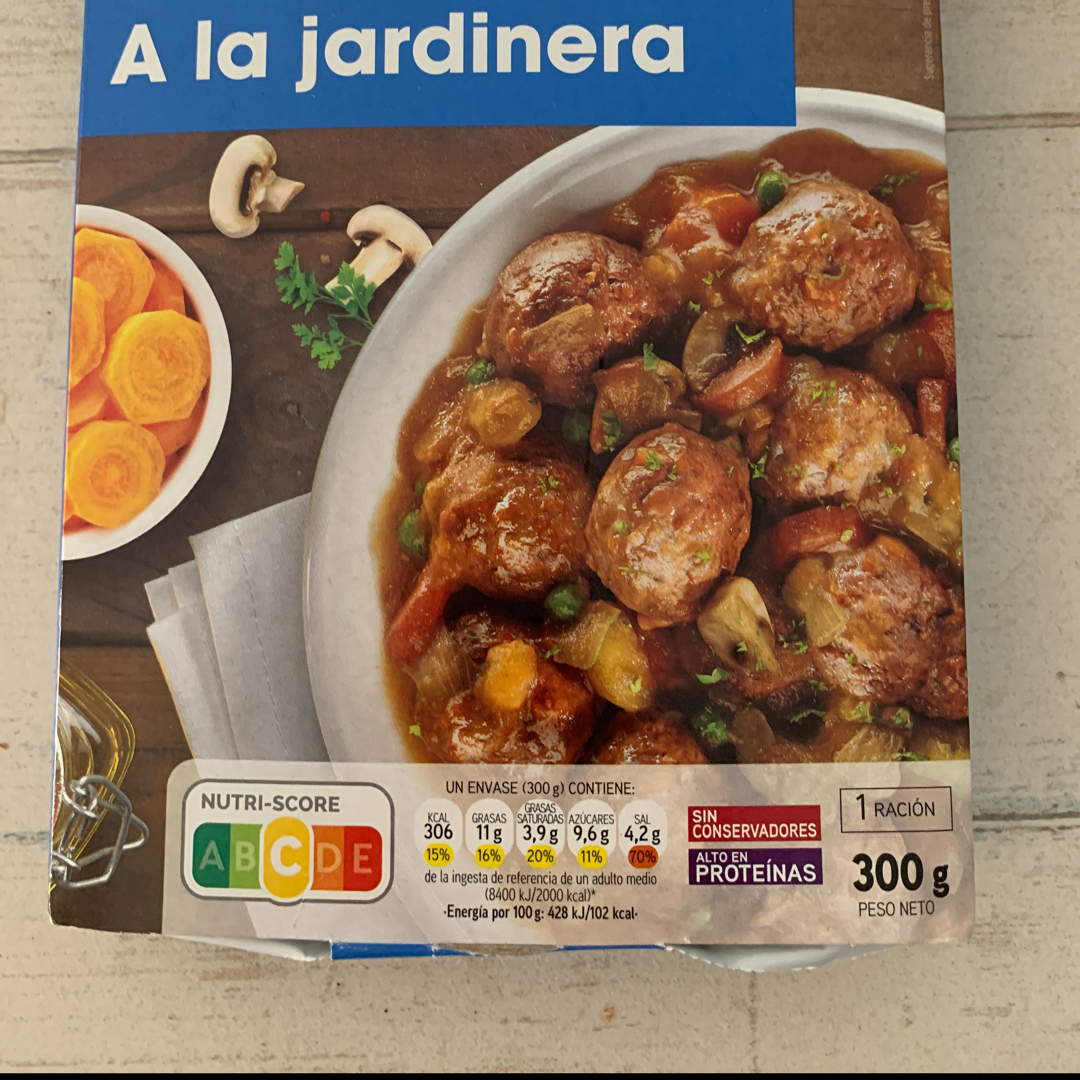 Albóndigas a la jardinera Albóndigas a la jardinera